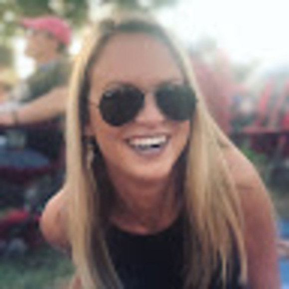 Meet your Posher, Ansley - Picture 1 of 1